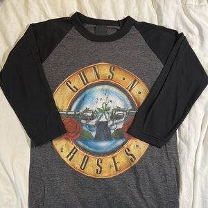 Last Chance! Women’s S Guns and Roses 1991 Tour Shirt